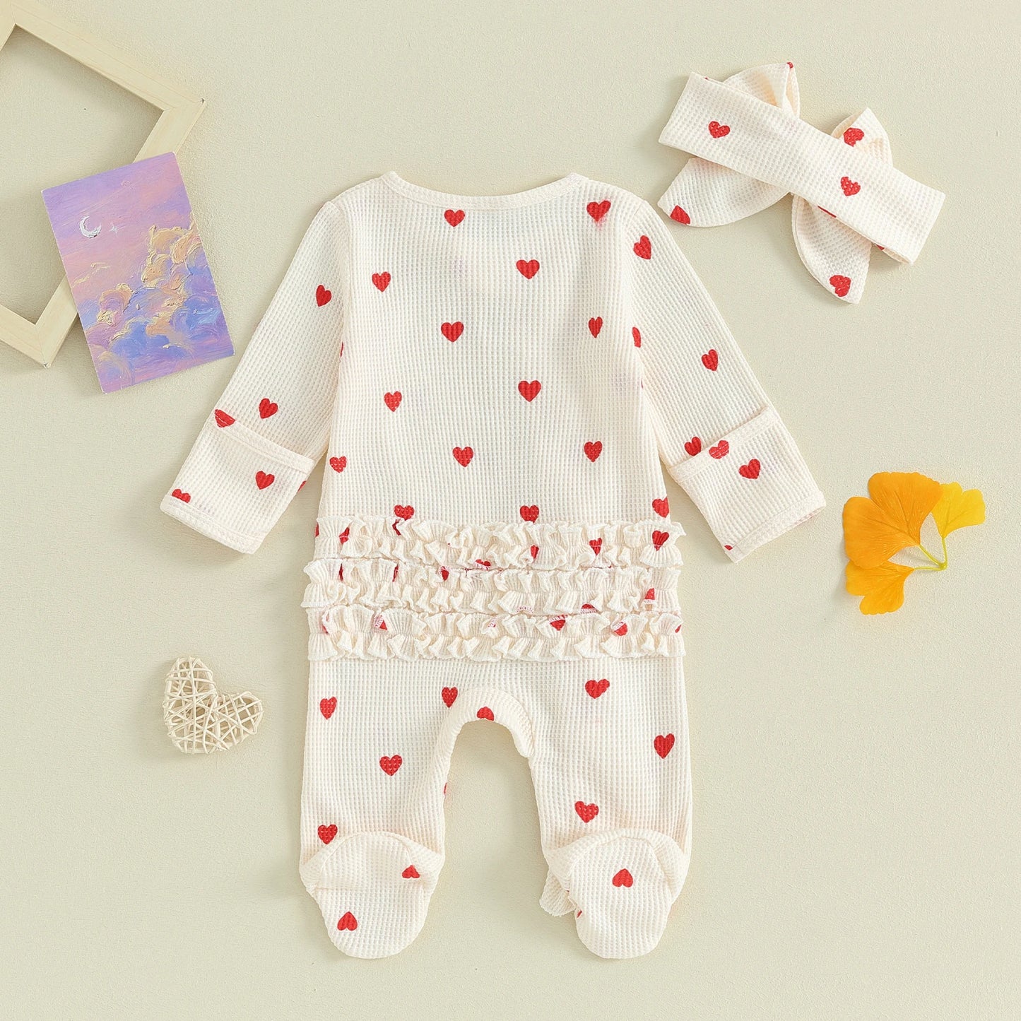 Pudcoco Baby Girls Valentines Day Foot Cover Jumpsuit Long Sleeve Crew Neck Heart Print Ruffle Zipper Footies with Headband 0-6M